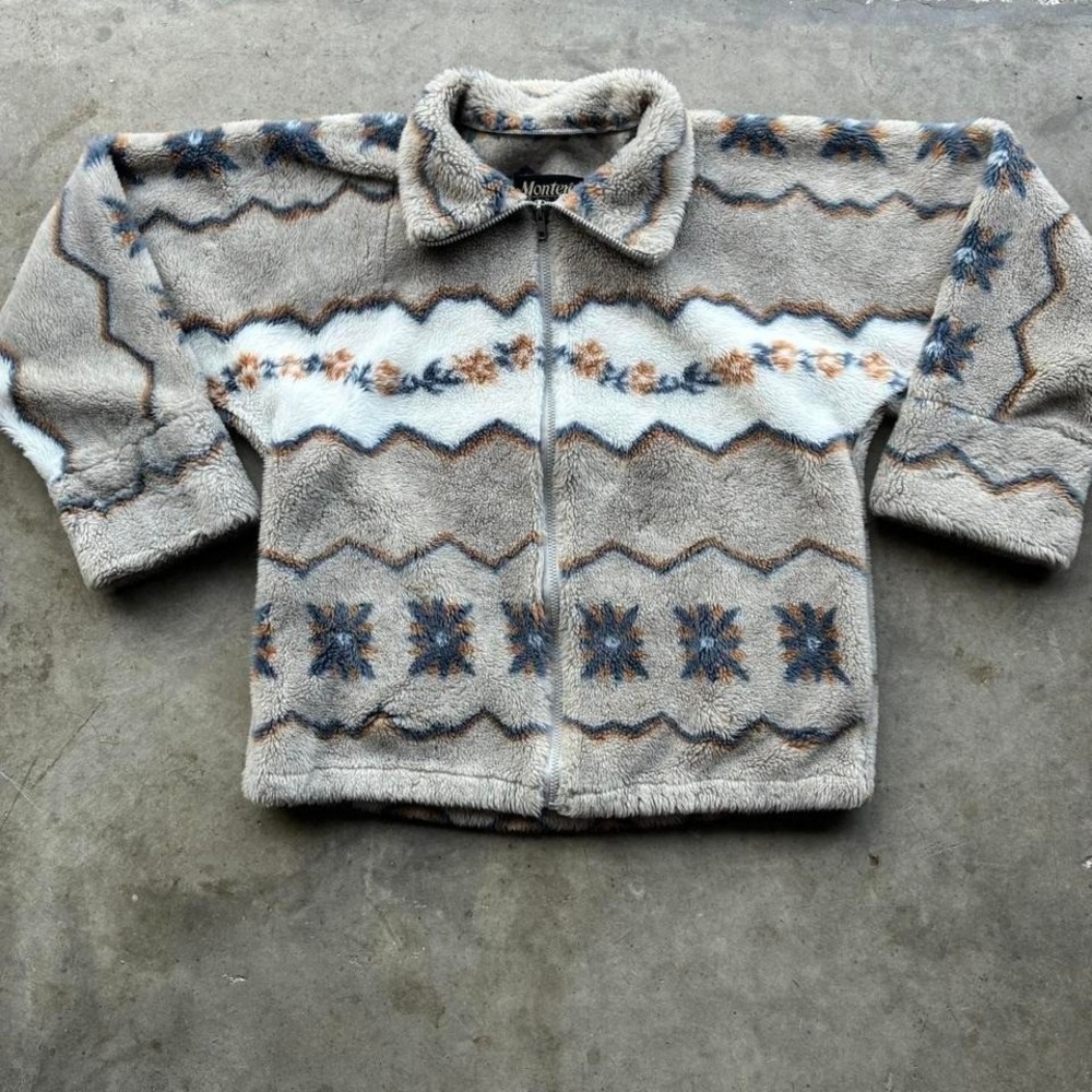 Vintage‎ 70's/80's AOP Aztec style fleece jacket